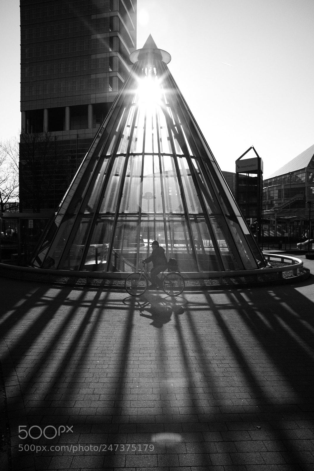 Fujifilm X-Pro2 sample photo. Frankfurt street architecture#1 photography