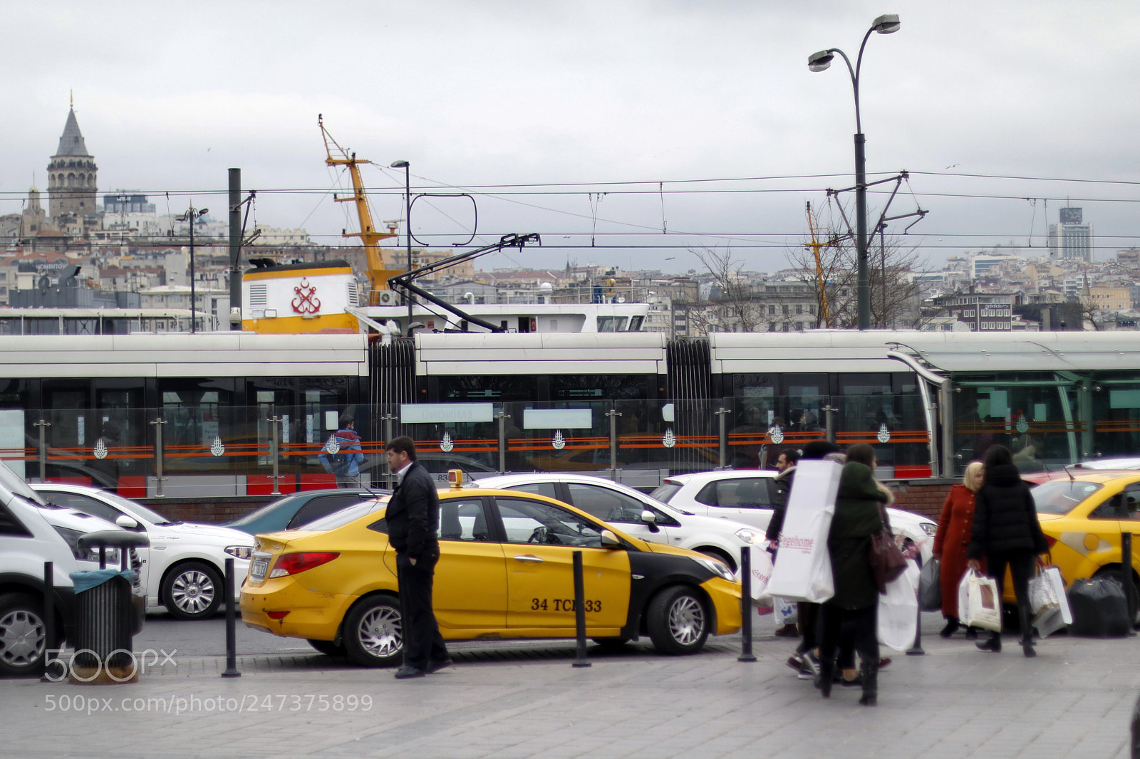 Canon EOS 750D (EOS Rebel T6i / EOS Kiss X8i) sample photo. Eminonu istanbul photography