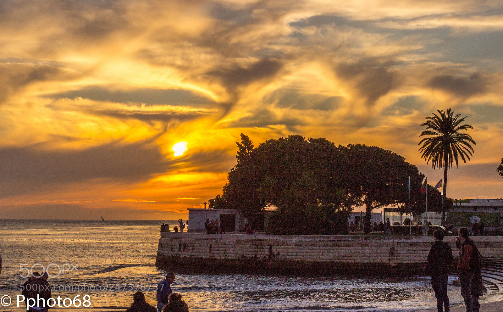 Canon EOS 600D (Rebel EOS T3i / EOS Kiss X5) sample photo. Beauty belem photography