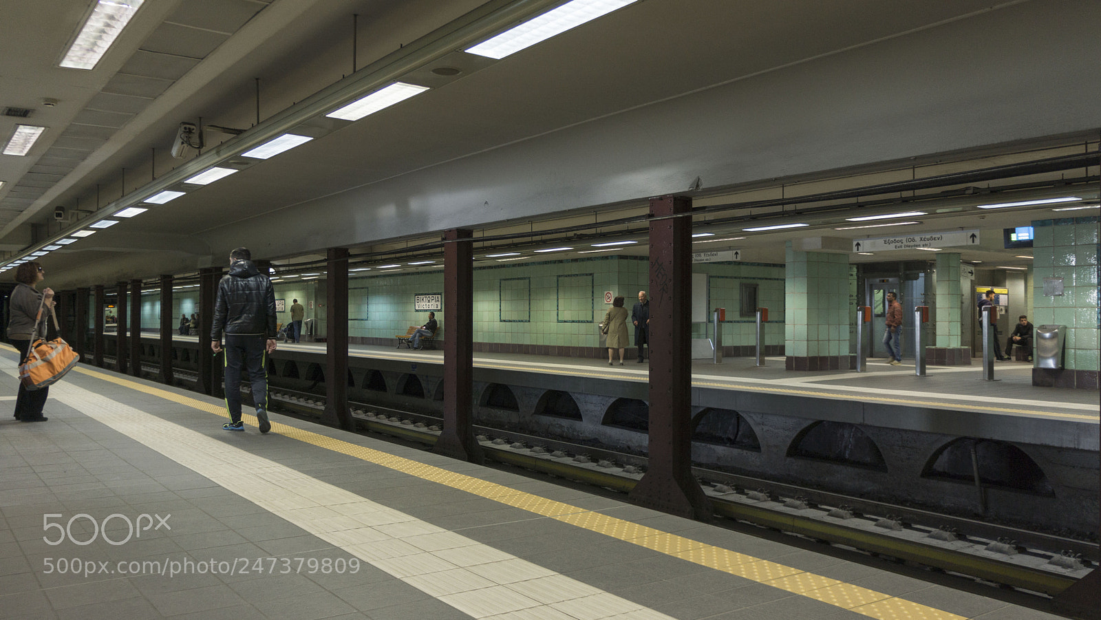 Sony Alpha NEX-7 sample photo. Metro station victoria 1 photography
