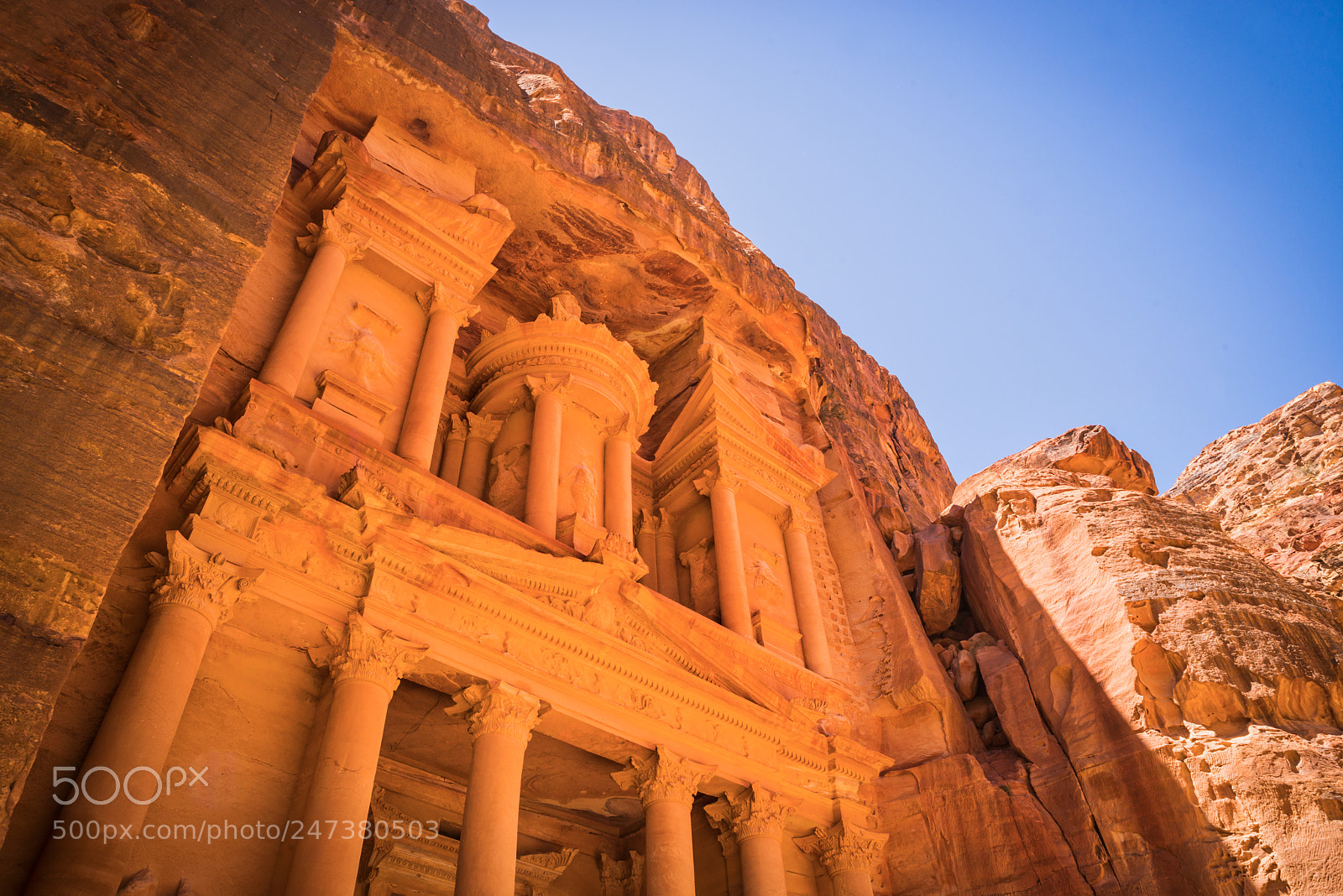Nikon D800 sample photo. The treasury awaits photography