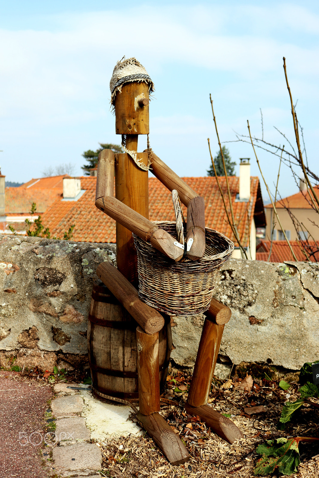 Canon EOS 77D (EOS 9000D / EOS 770D) sample photo. Wooden jumping jack making a basket photography