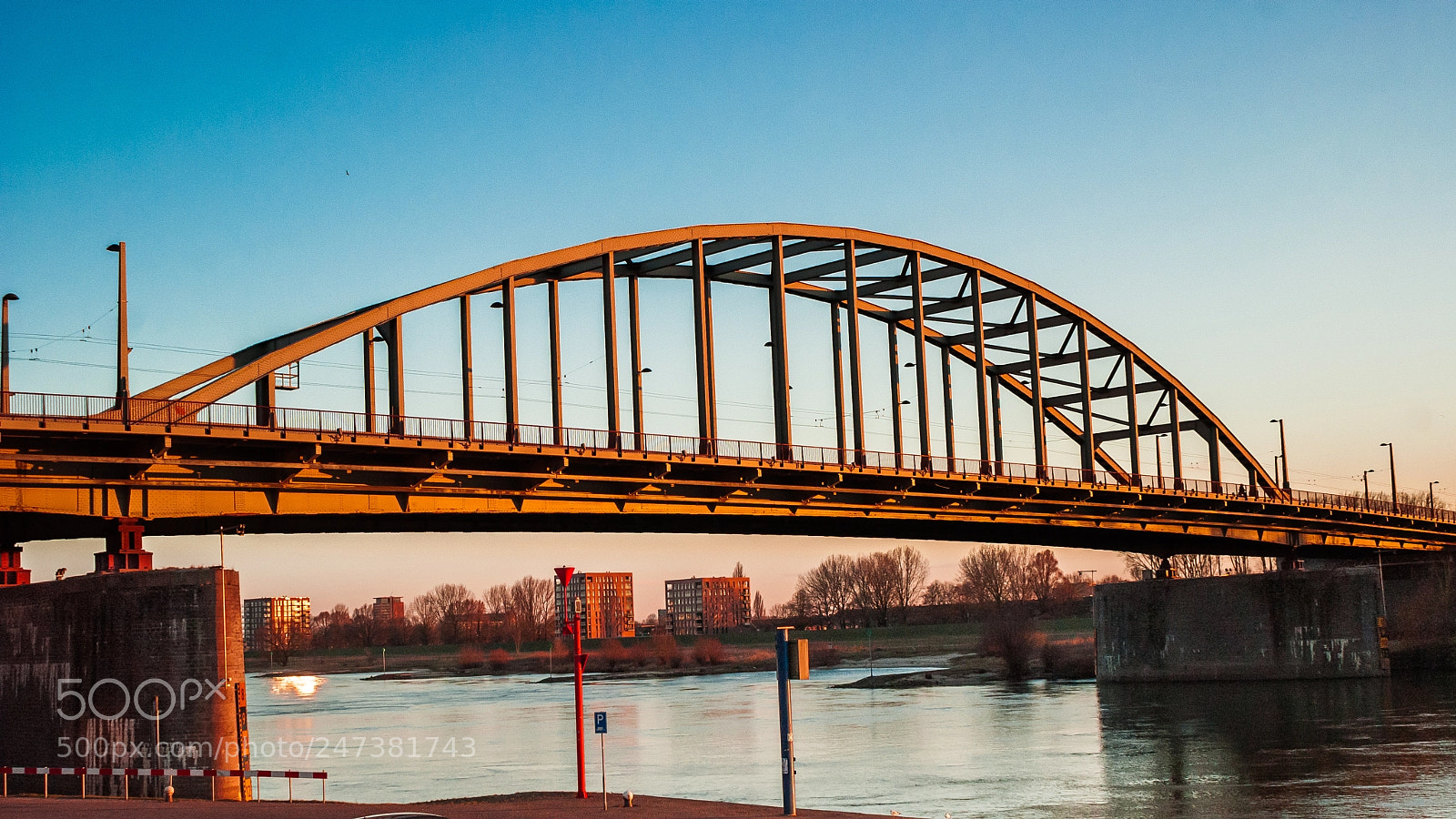 Sony Alpha DSLR-A200 sample photo. John frost bridge photography
