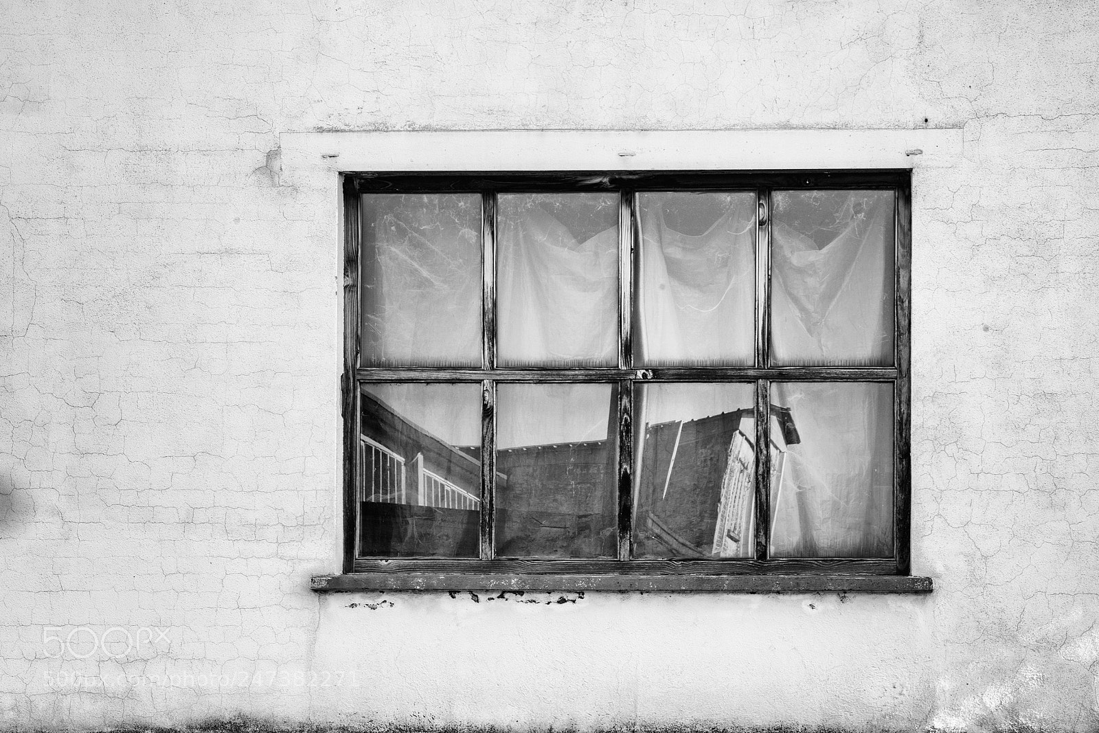 Sony a7R II sample photo. Window photography