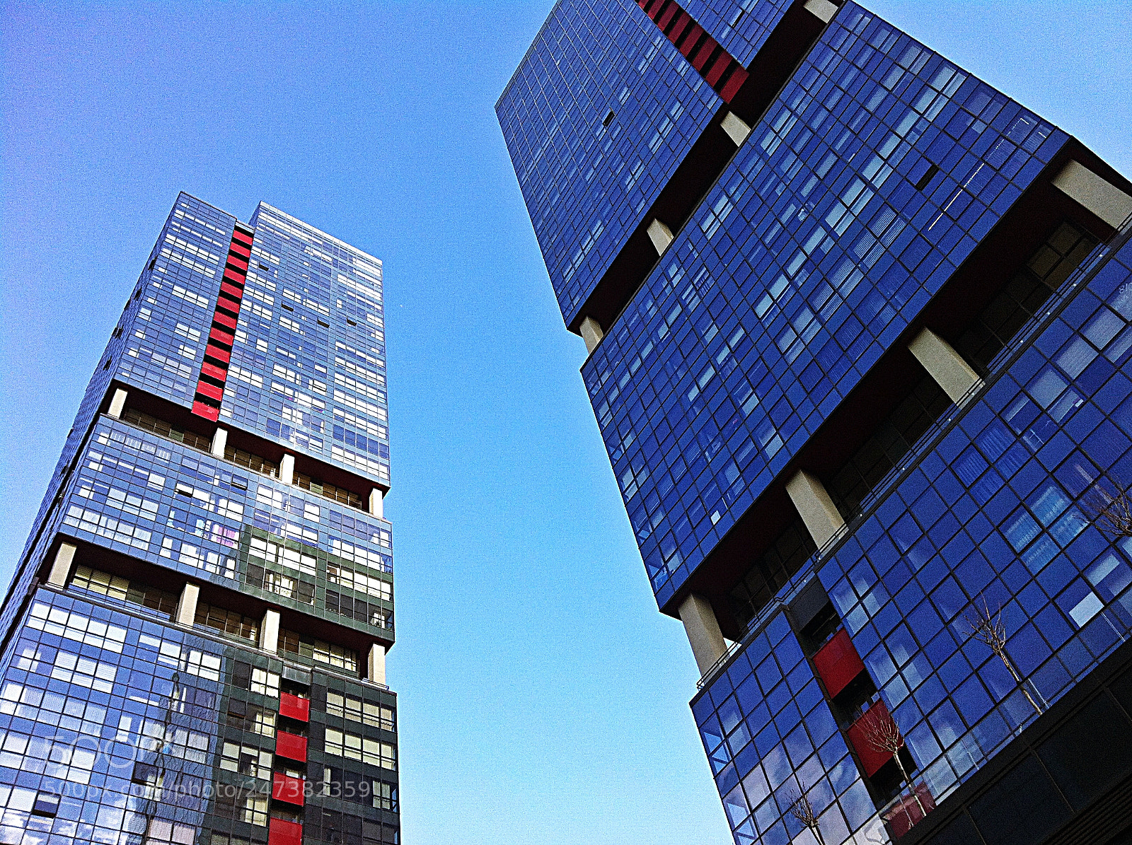 Apple iPhone 4 sample photo. Office building photography