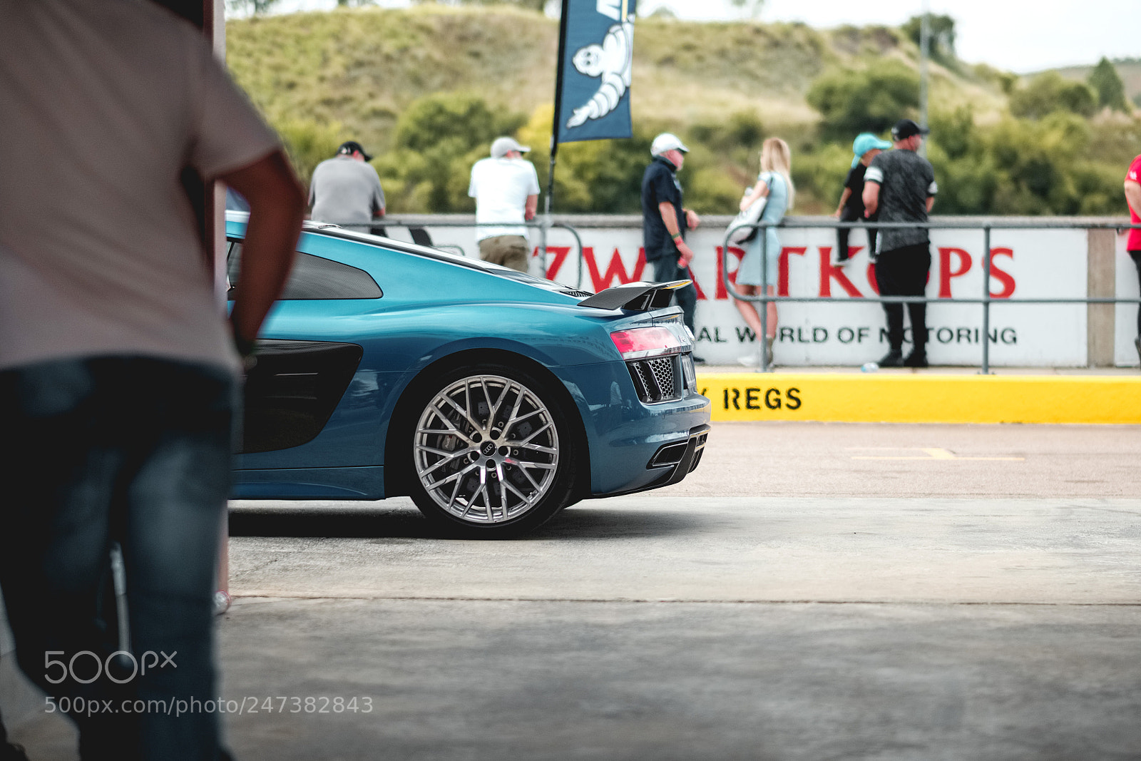 Fujifilm X-T1 sample photo. R8 ready to race photography