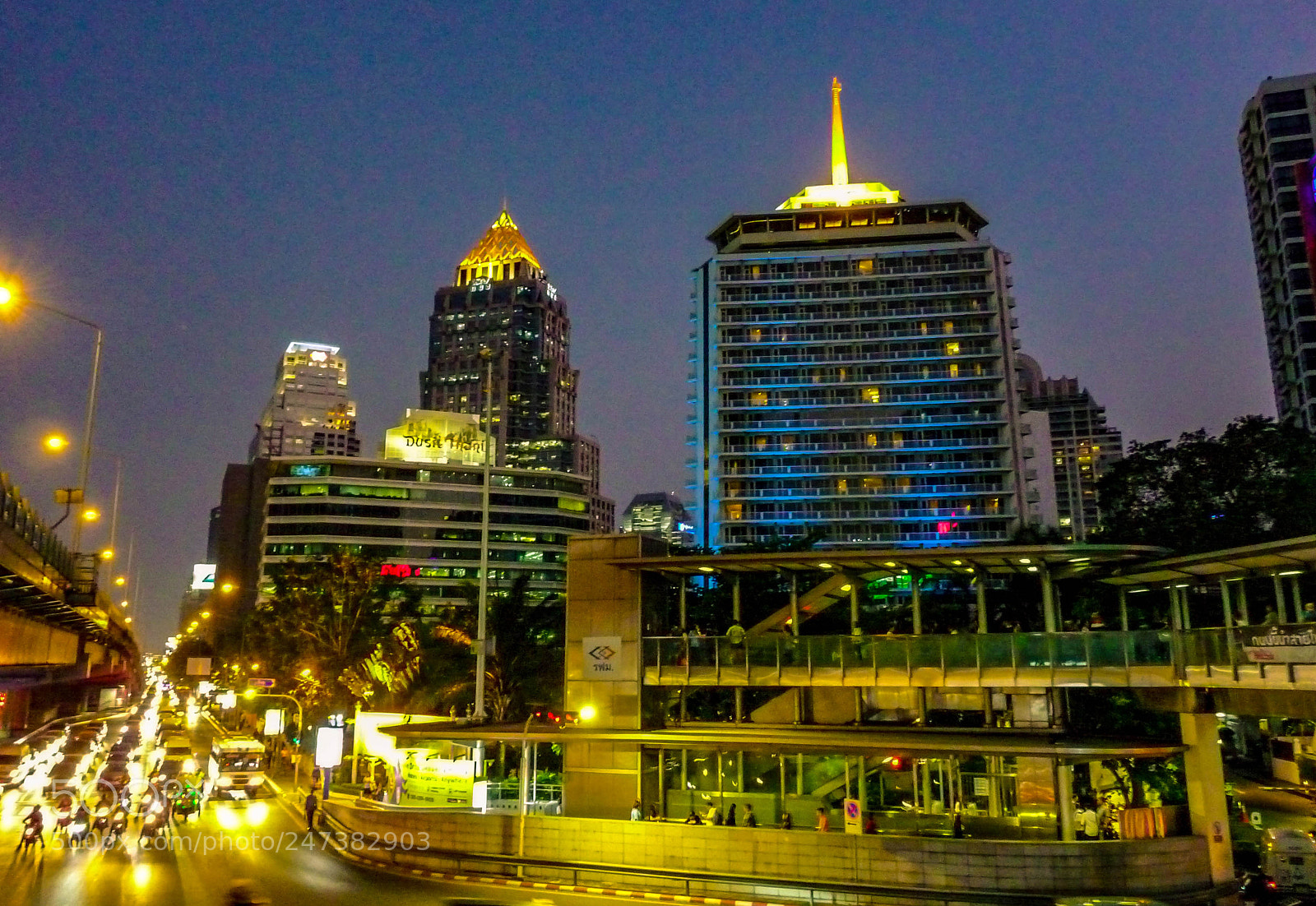 Panasonic Lumix DMC-FZ28 sample photo. One night in bangkok photography