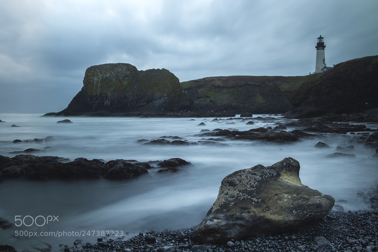 Canon EOS 6D Mark II sample photo. Yaquina head light along photography