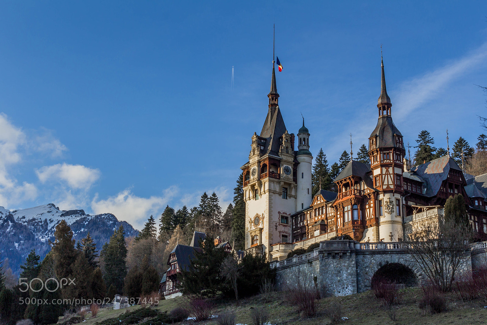 Canon EOS 1200D (EOS Rebel T5 / EOS Kiss X70 / EOS Hi) sample photo. Peles castle photography