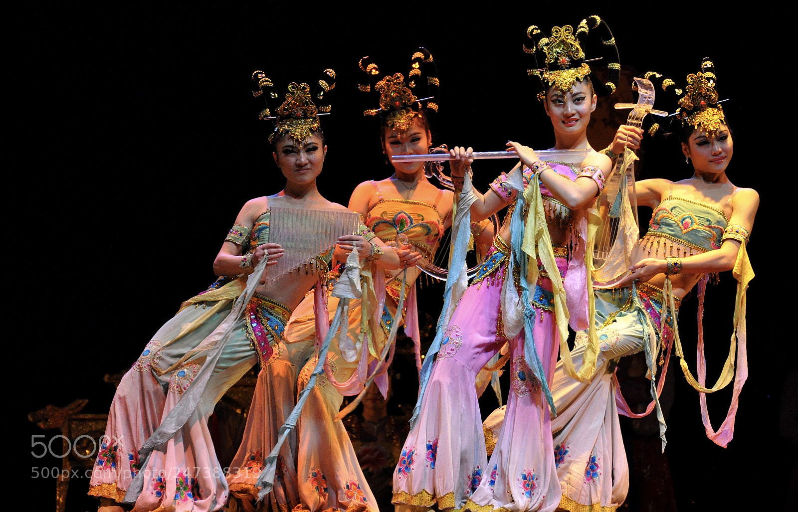 Nikon D90 sample photo. The gravity dance photography