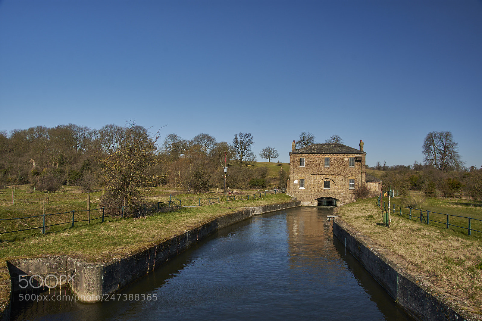 Nikon D7200 sample photo. Gauge house, hertford, england photography