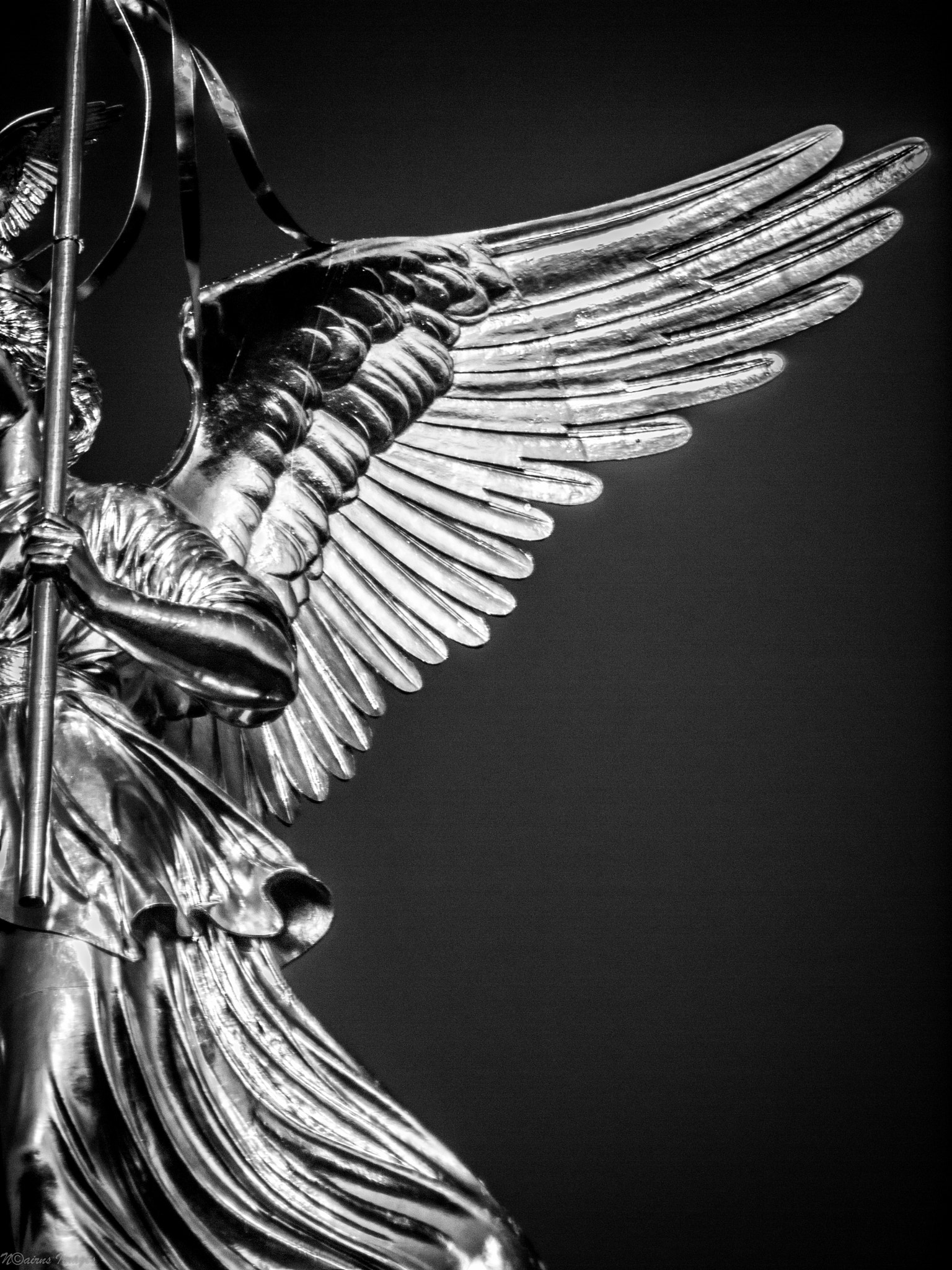 Olympus E-600 (EVOLT E-600) sample photo. Falling angel photography