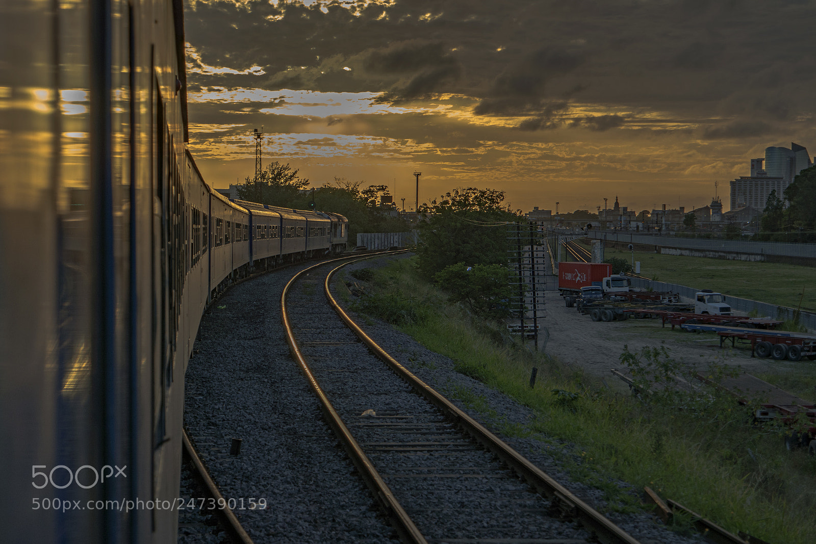 Samsung NX3000 sample photo. Ferrocarril san martín photography