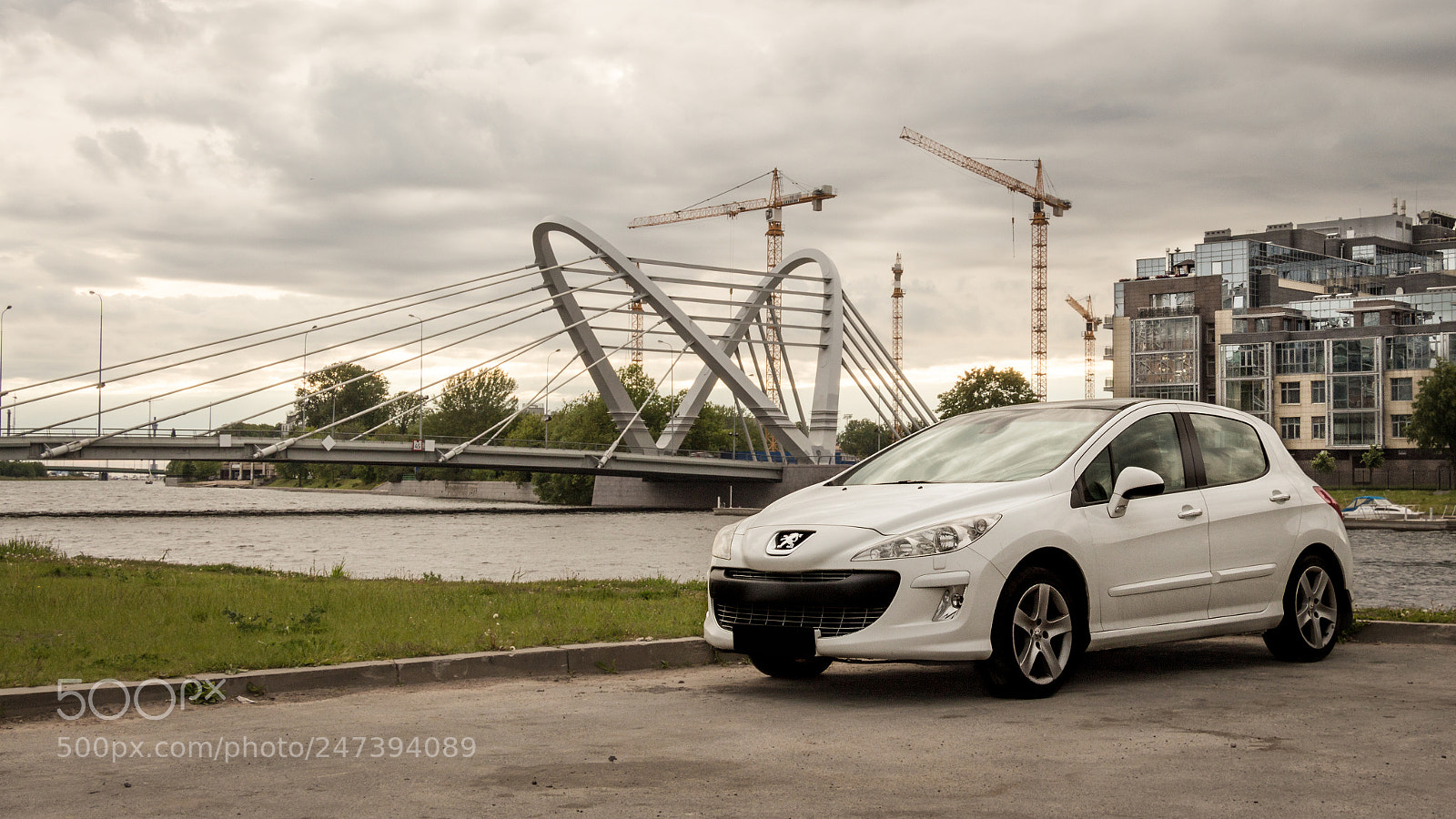 Canon EOS 650D (EOS Rebel T4i / EOS Kiss X6i) sample photo. Peugeot 308 photography