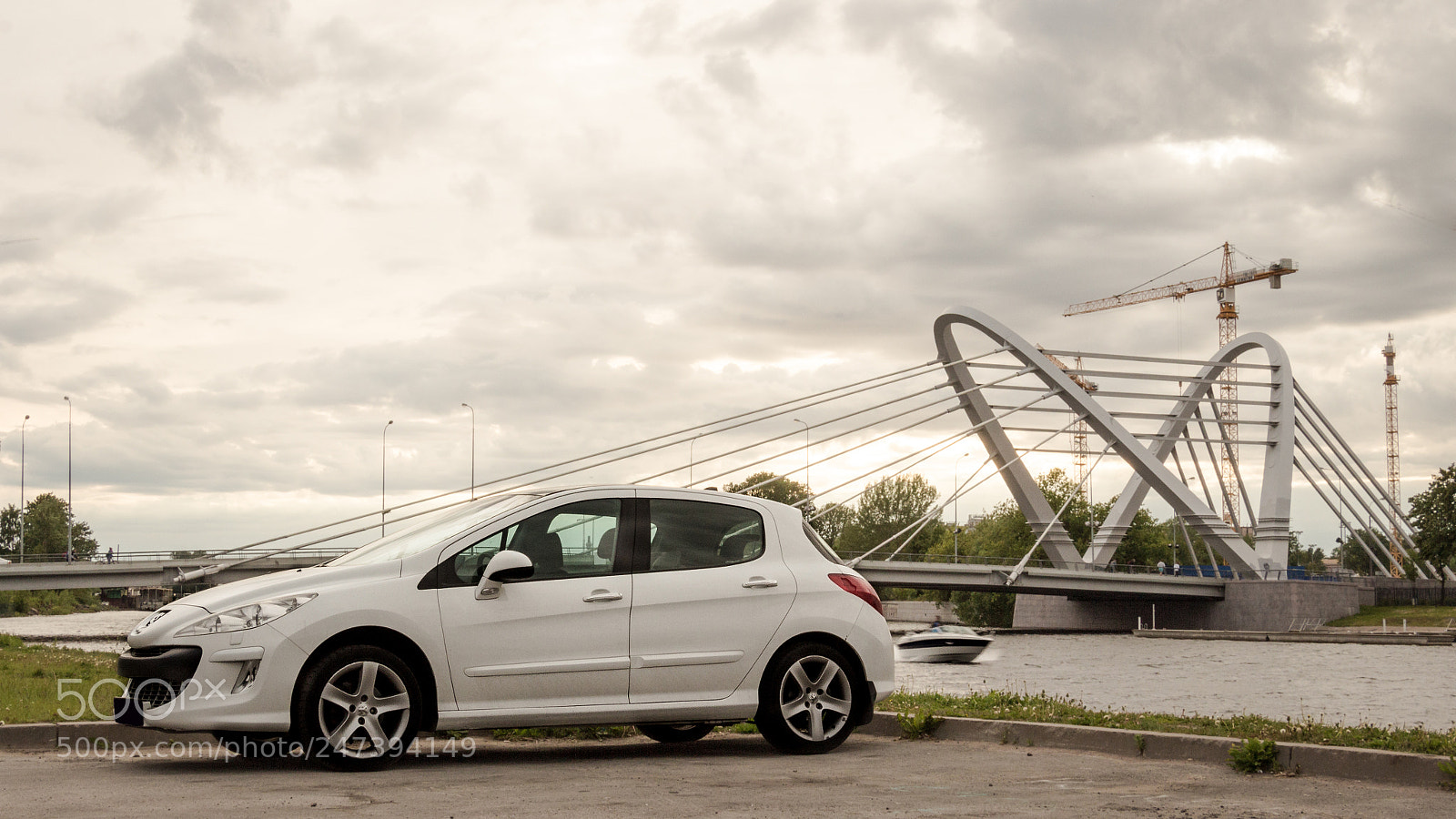 Canon EOS 650D (EOS Rebel T4i / EOS Kiss X6i) sample photo. Peugeot 308 photography