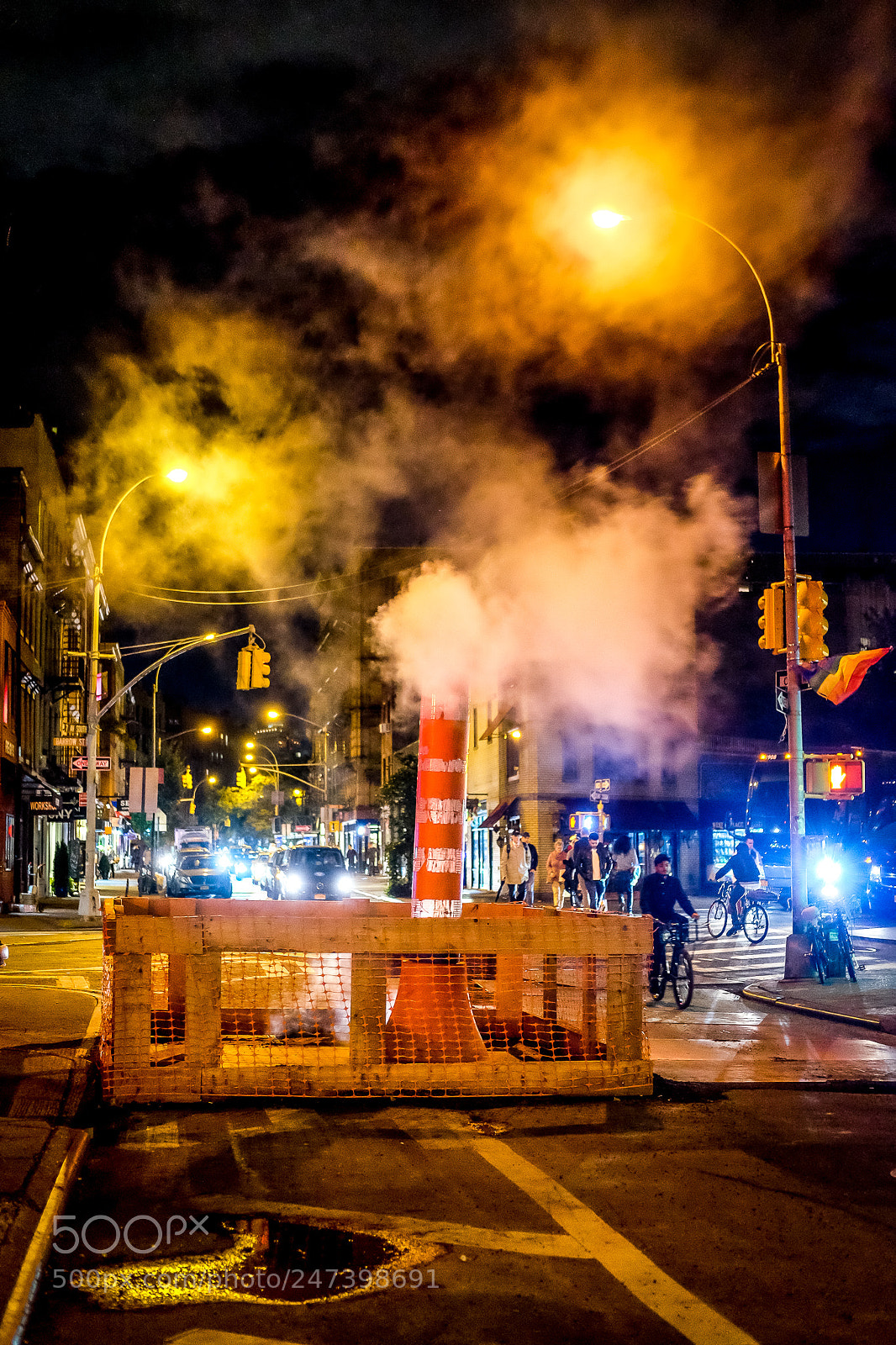 Fujifilm X-T1 sample photo. Street by night and photography