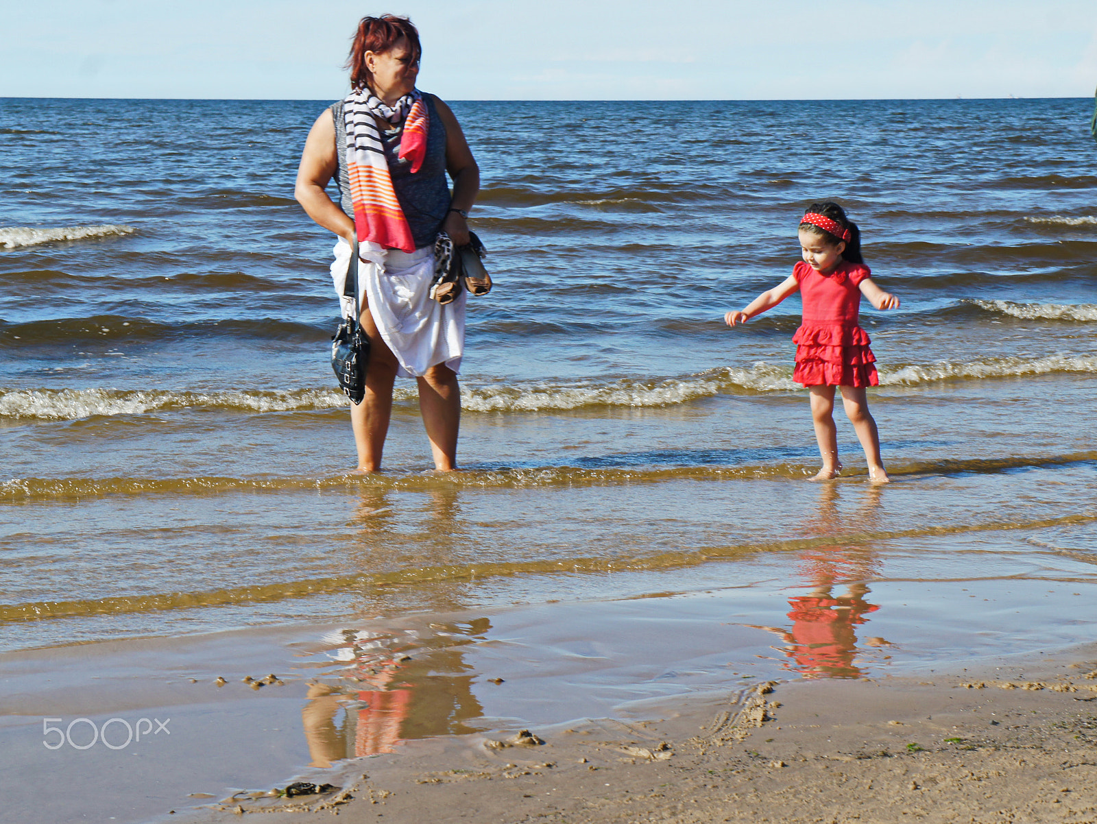 Sony Alpha NEX-C3 sample photo. Little lady in red photography