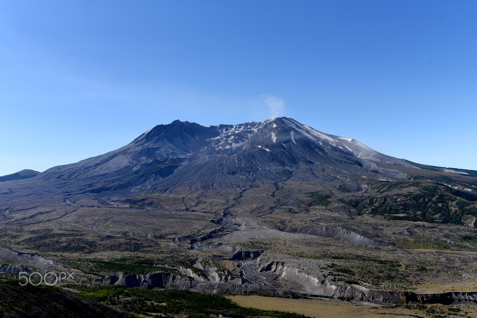 Nikon AF-S Nikkor 16-35mm F4G ED VR sample photo. Mount saint helens crater panoramic photography