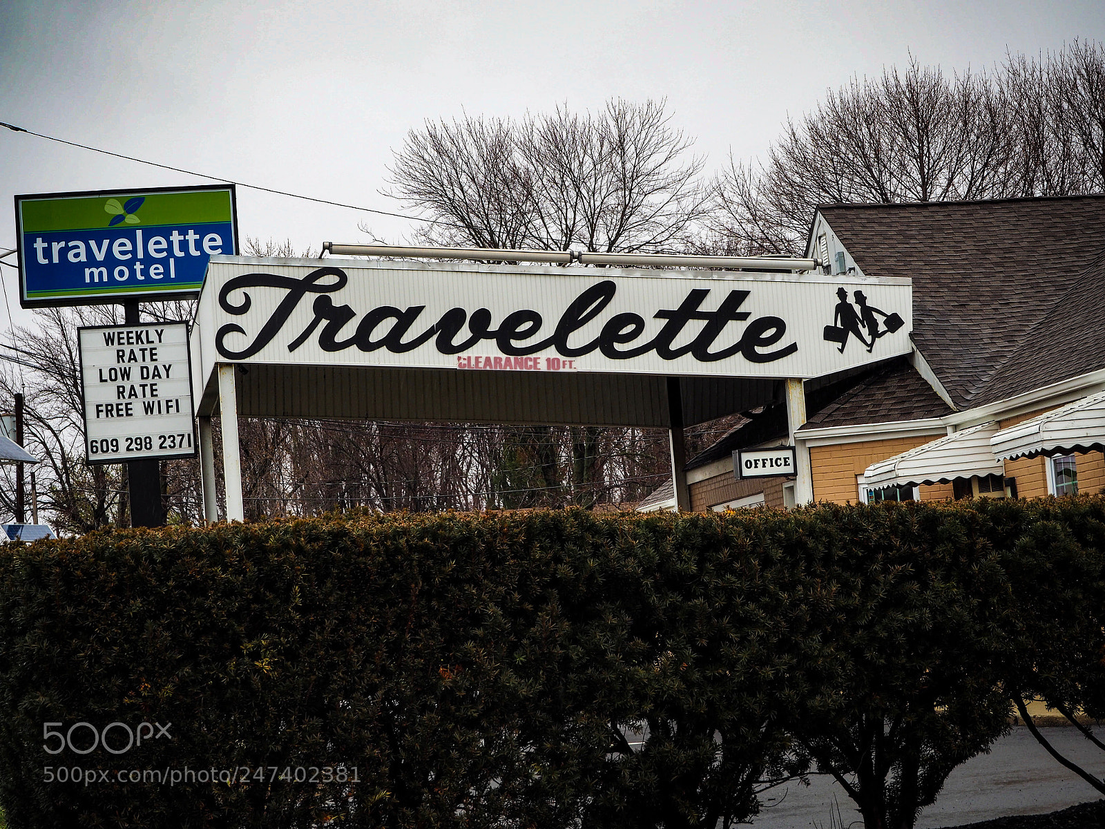 Olympus OM-D E-M10 II sample photo. Travelette from the days photography