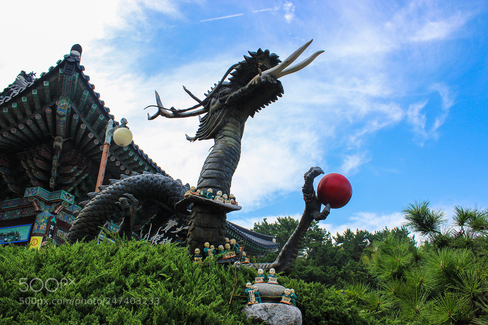 Canon EOS 600D (Rebel EOS T3i / EOS Kiss X5) sample photo. Haedong yonngusa sculpture photography