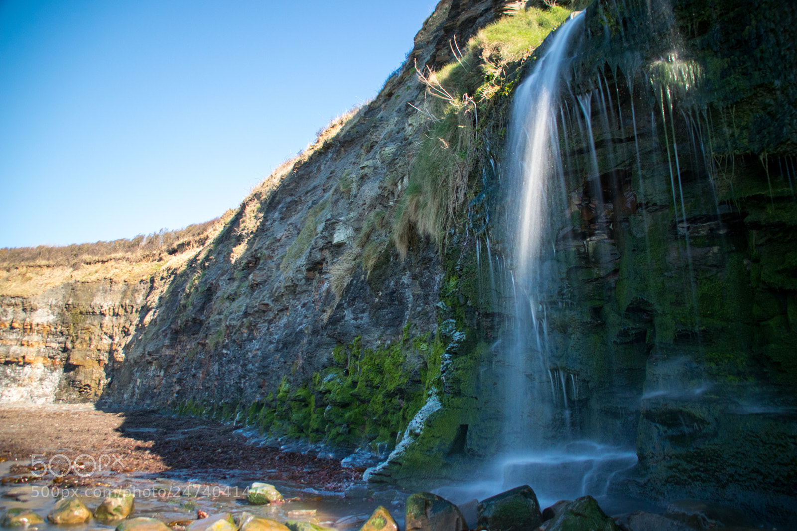 Canon EOS 77D (EOS 9000D / EOS 770D) sample photo. Waterfall by coast photography