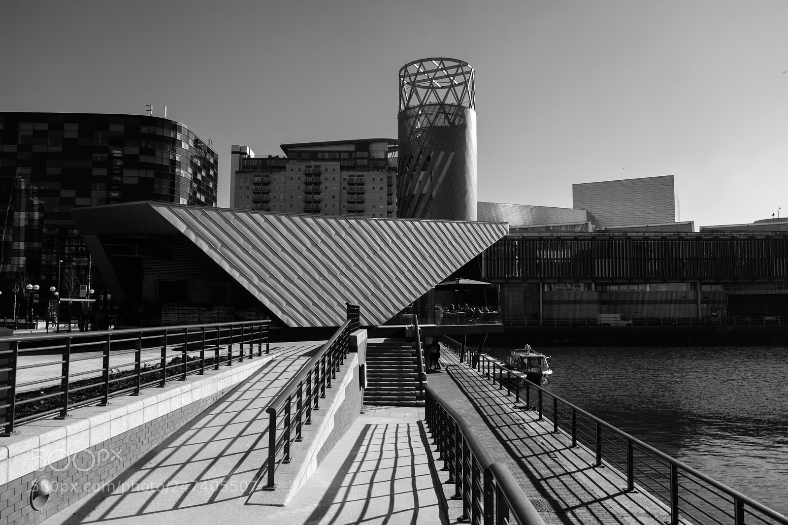Fujifilm X-T20 sample photo. Salford shadows photography