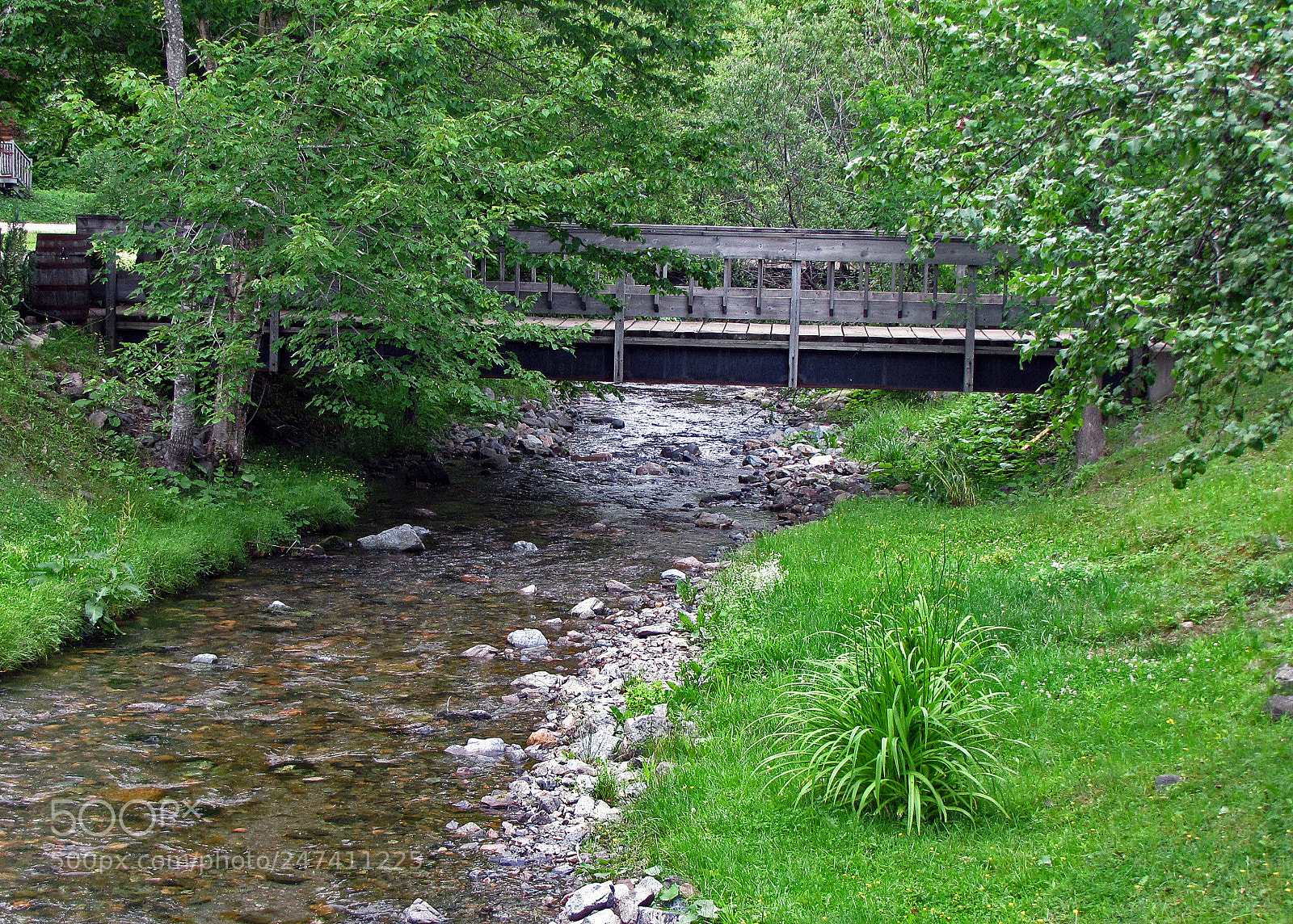 Canon PowerShot SX20 IS sample photo. Distillery stream photography