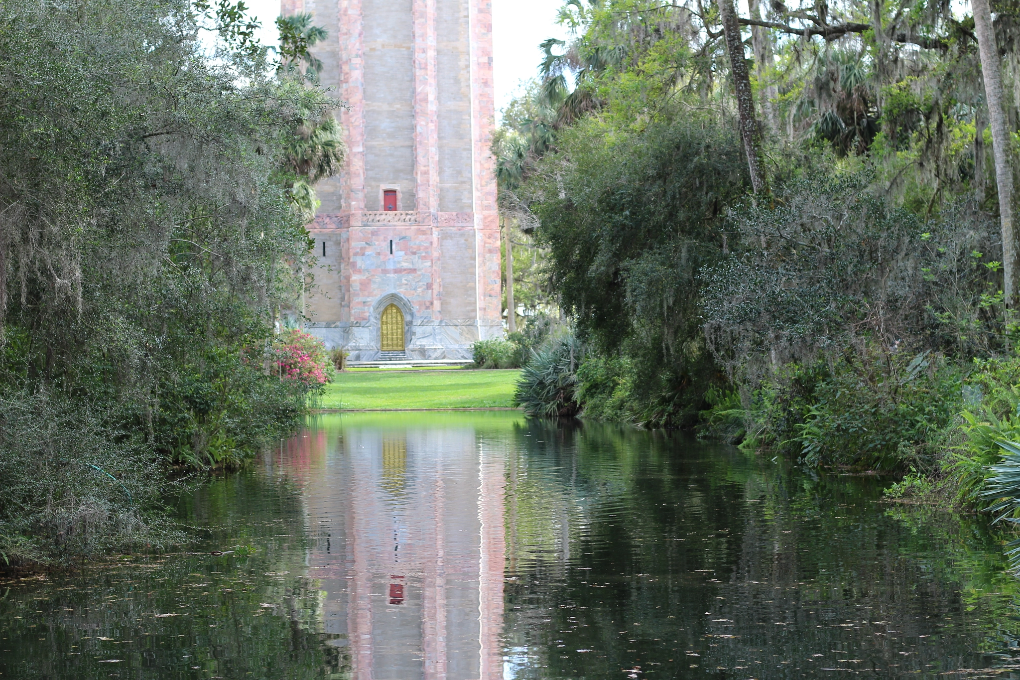 Canon EOS 1300D (EOS Rebel T6 / EOS Kiss X80) sample photo. Bok tower garden photography