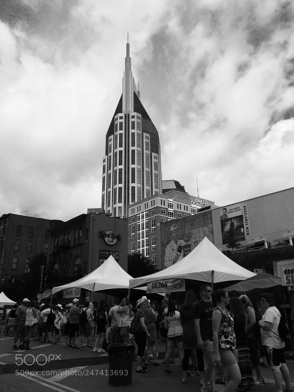 Apple iPhone 5s sample photo. City skies photography