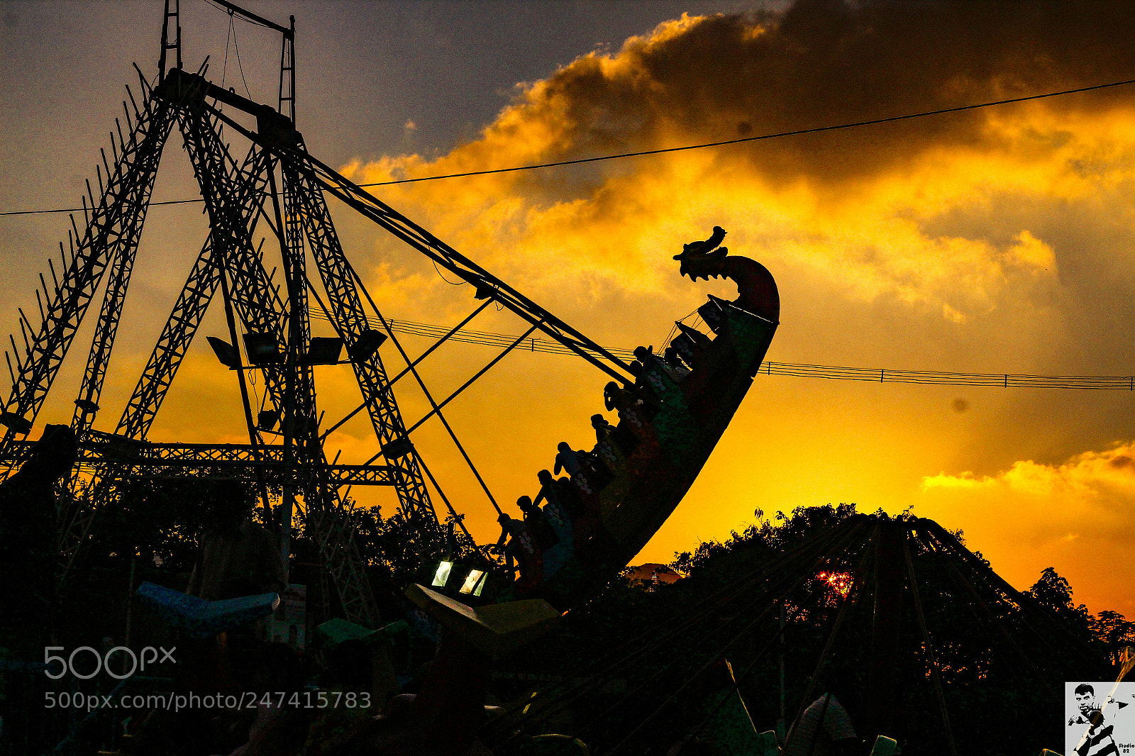 Canon EOS 600D (Rebel EOS T3i / EOS Kiss X5) sample photo. Dragon kisses on sunset photography