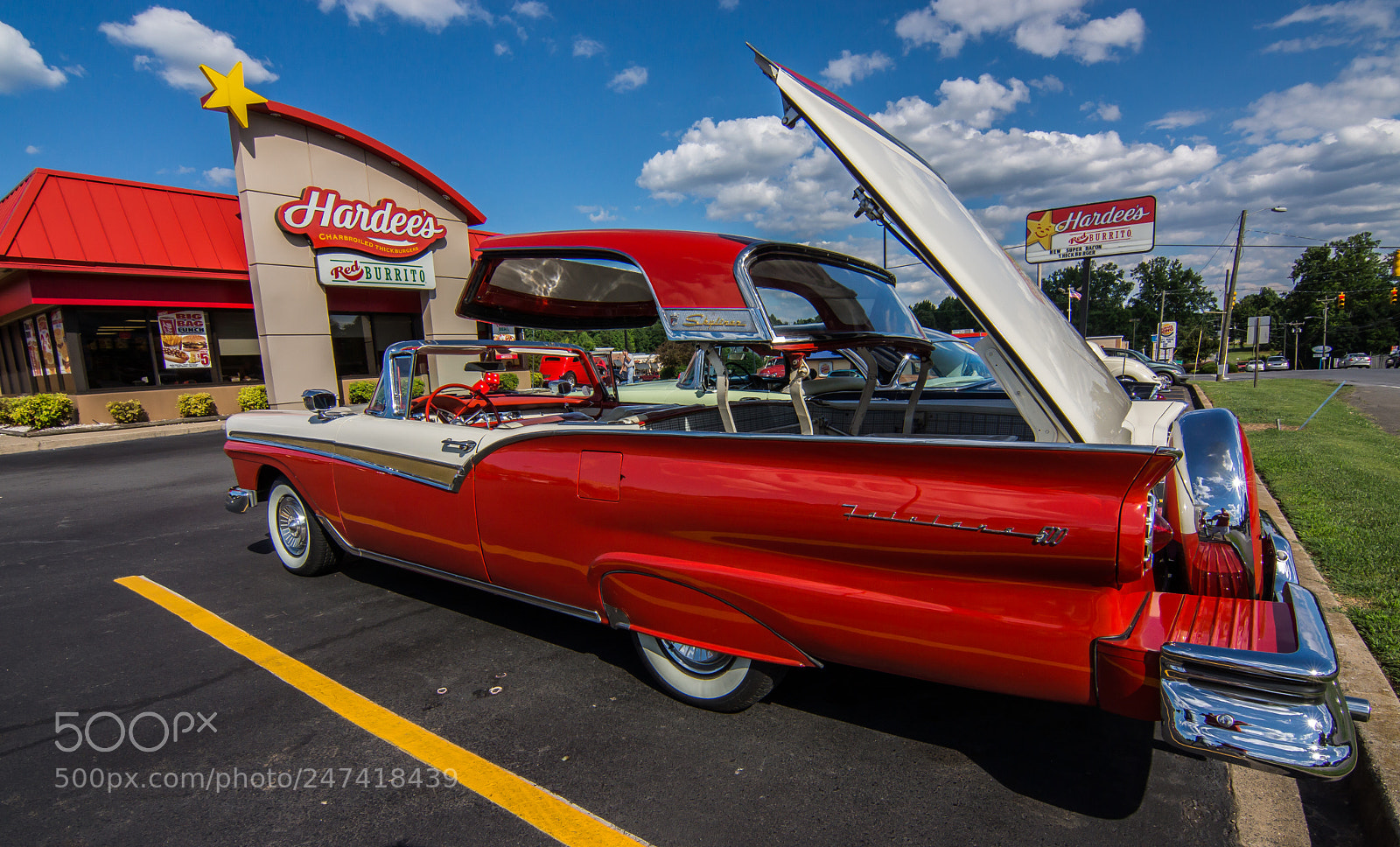 Sony SLT-A65 (SLT-A65V) sample photo. Old car show shot photography