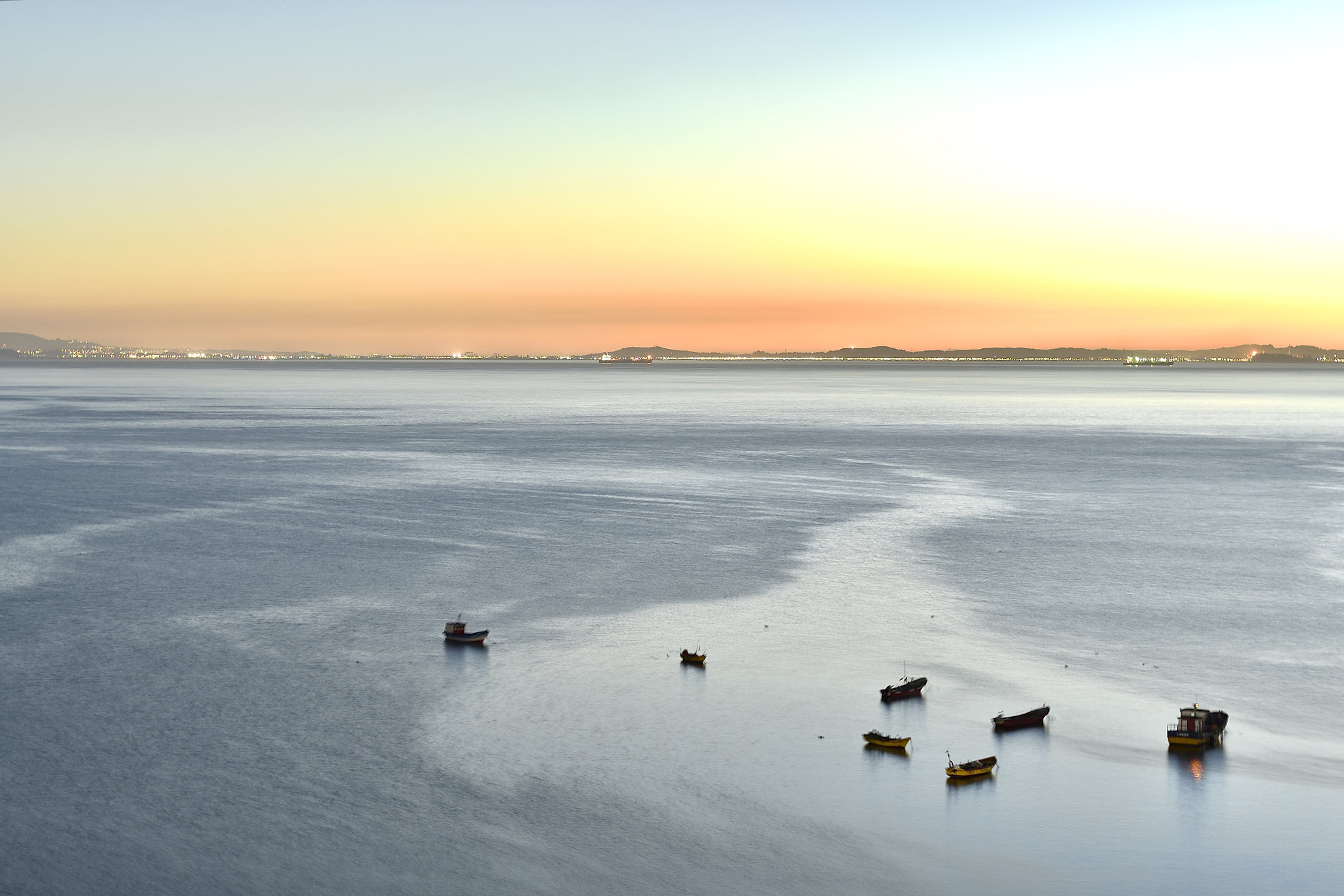 Nikon D500 + Nikon AF-S Nikkor 50mm F1.8G sample photo. Concepción bay. photography