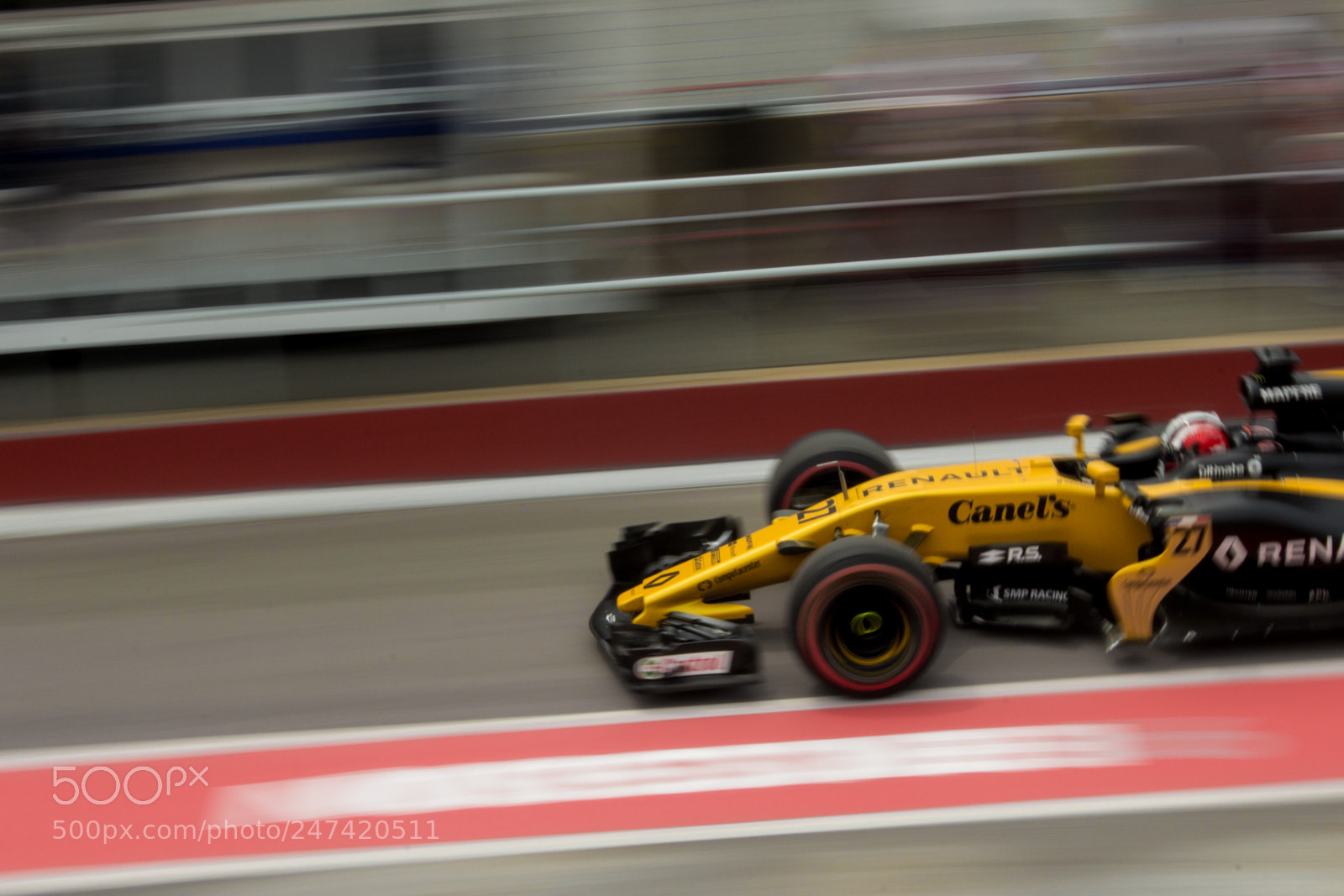 Canon EOS 600D (Rebel EOS T3i / EOS Kiss X5) sample photo. Montreal grand prix photography