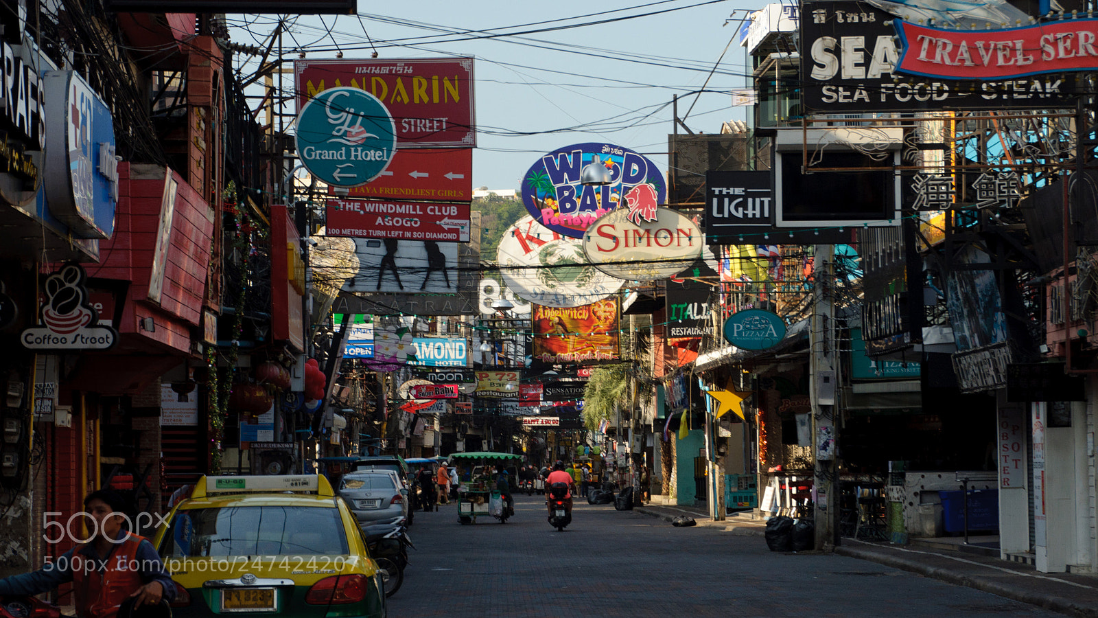 Nikon D5000 sample photo. Sunny day in hell photography