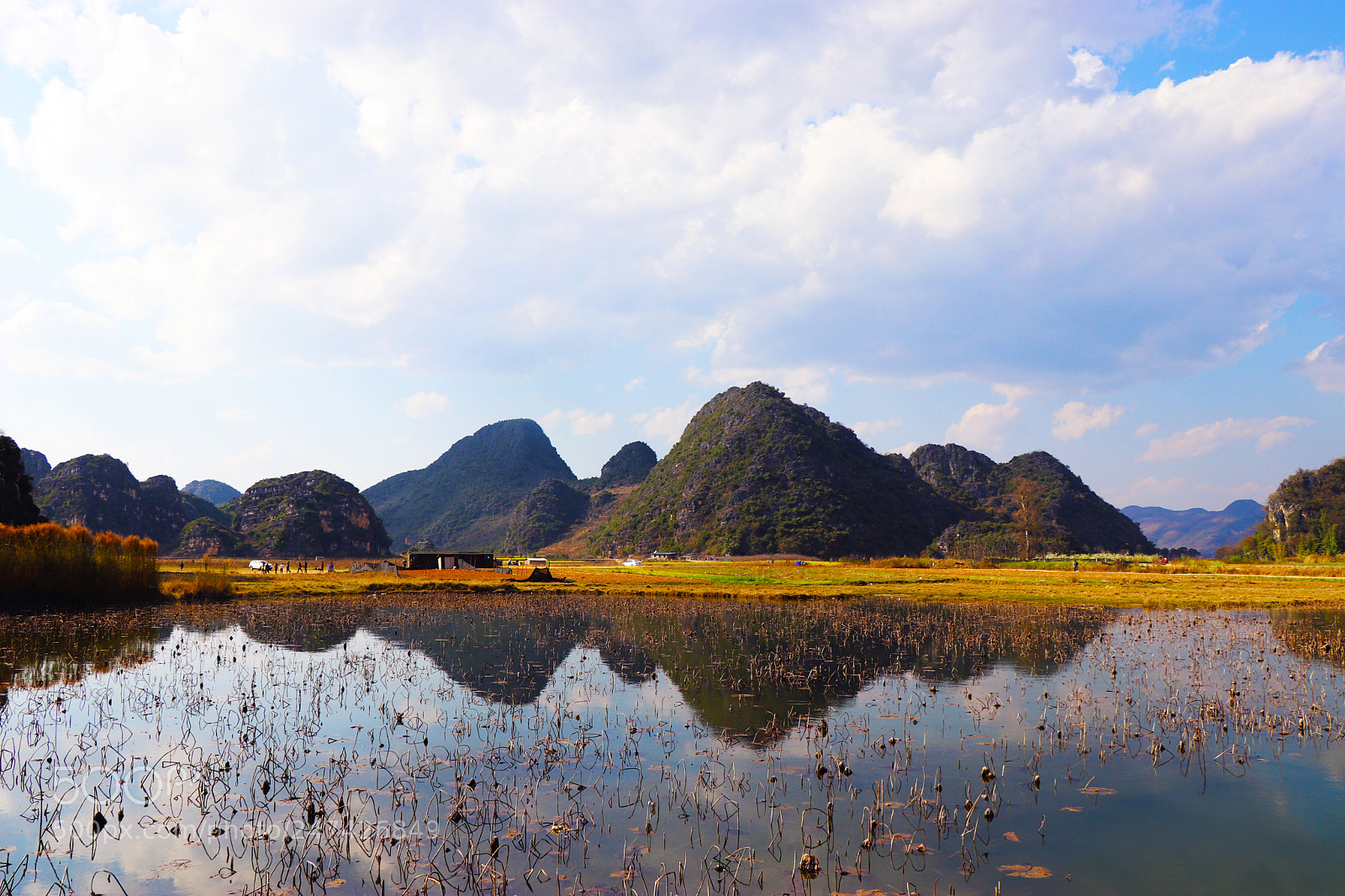 Canon EOS 77D (EOS 9000D / EOS 770D) sample photo. 山水相间 photography
