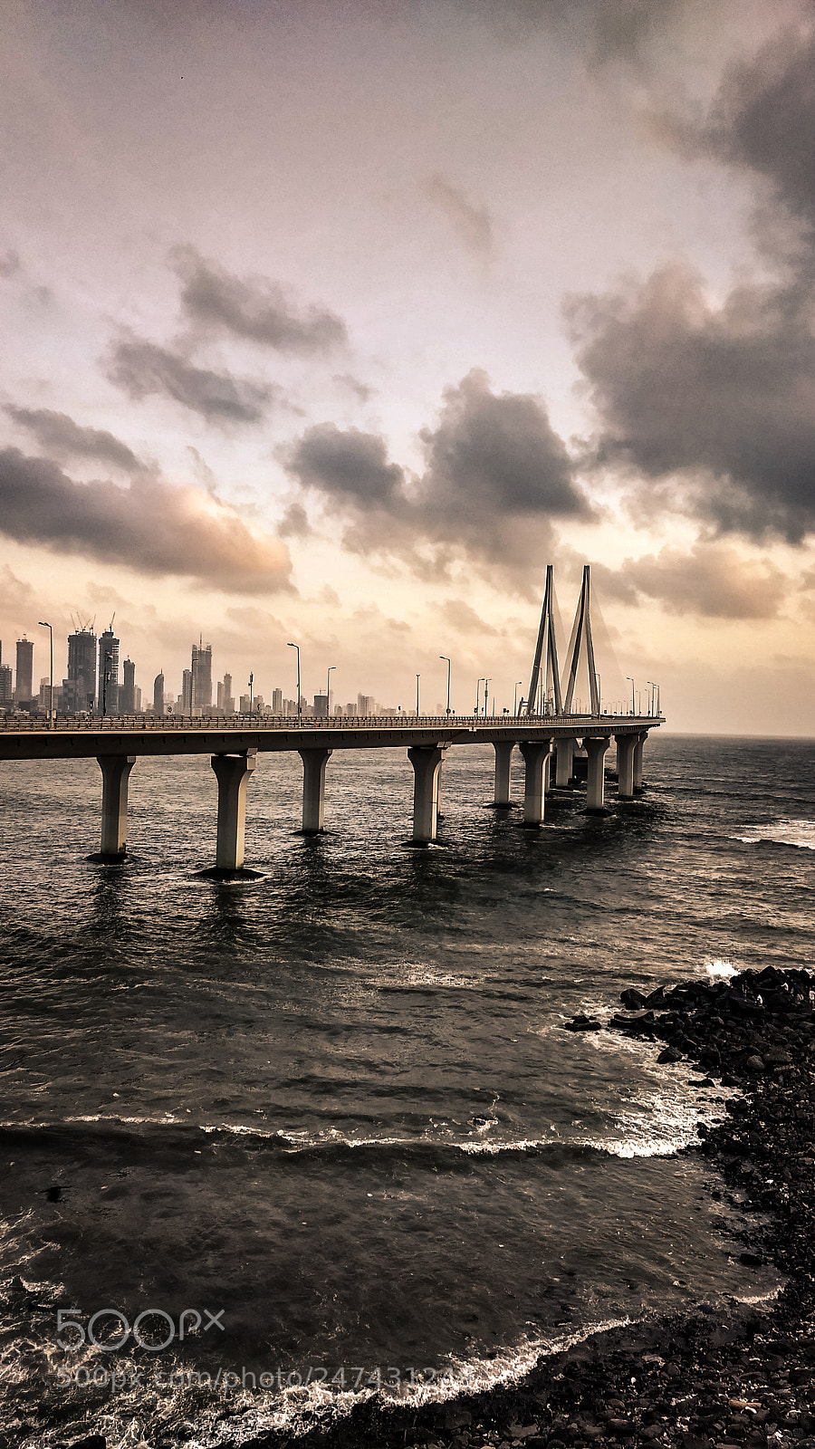 Motorola Moto G (5) Plus sample photo. Mumbai at dawn photography