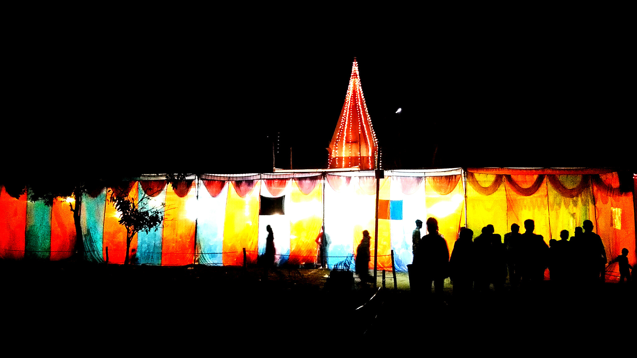 vivo Y55s sample photo. Tent and the temple photography