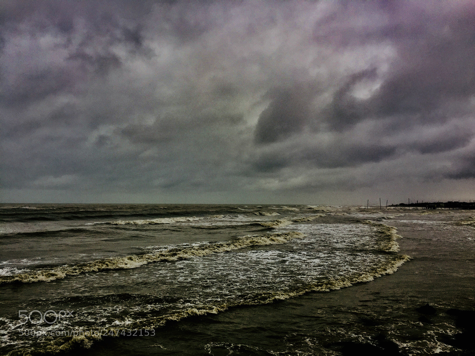 Apple iPhone 6 Plus sample photo. Strane luci sul mare photography
