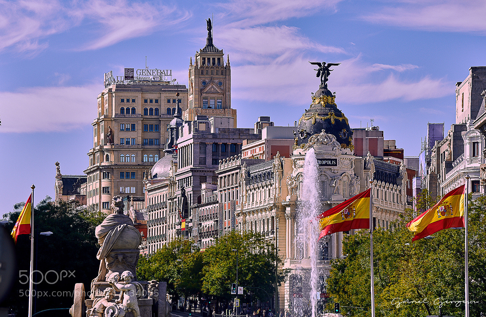 Nikon D850 sample photo. Metropolis building, madrid photography