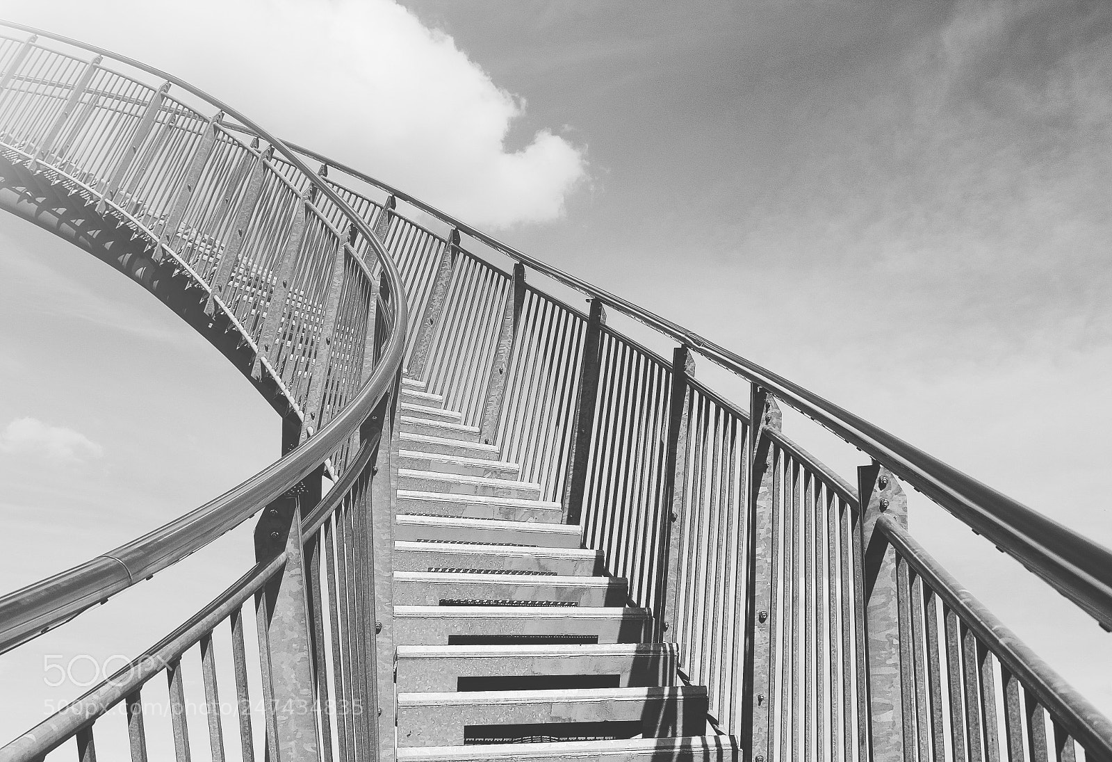 Canon EOS 1300D (EOS Rebel T6 / EOS Kiss X80) sample photo. Stairway to heaven photography