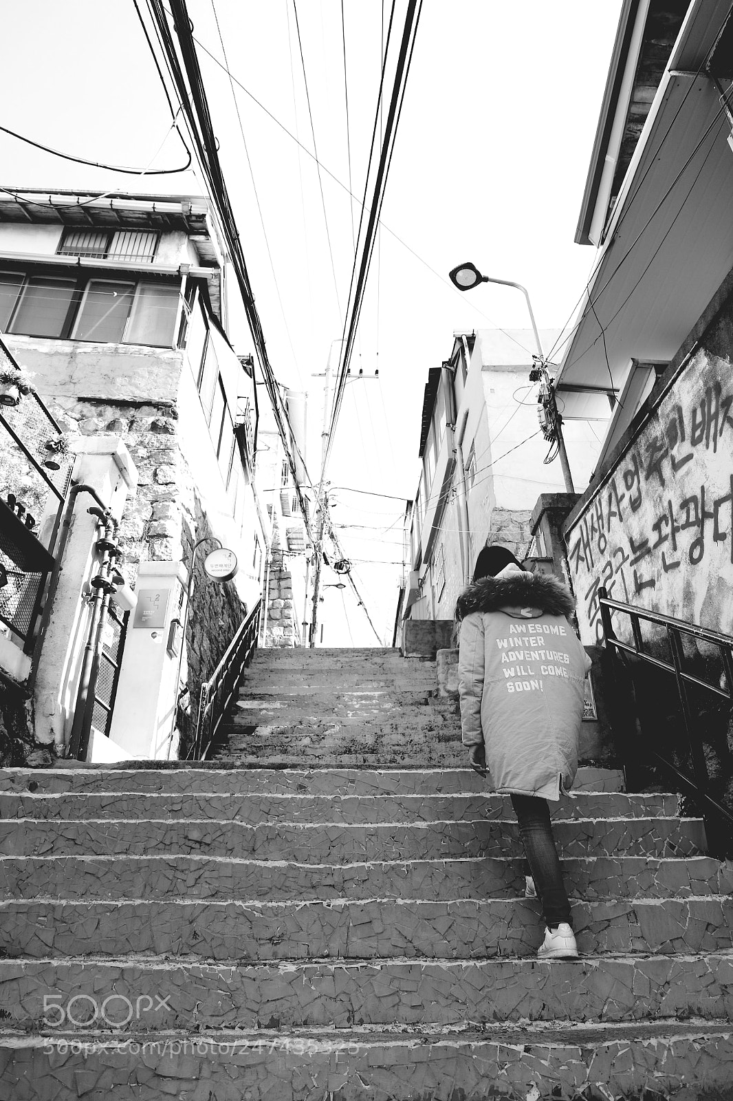 Canon EOS 6D Mark II sample photo. Stairway of old town photography