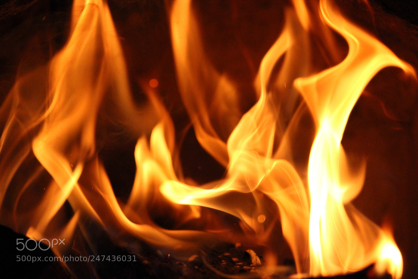 Canon EF-S 55-250mm F4-5.6 IS II sample photo. Fire flames photography