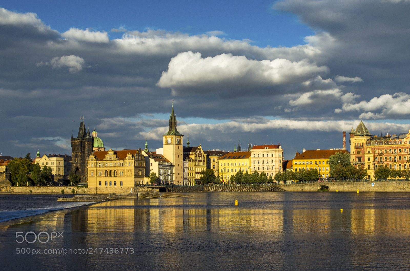 Pentax K-5 II sample photo. View of golden prague photography
