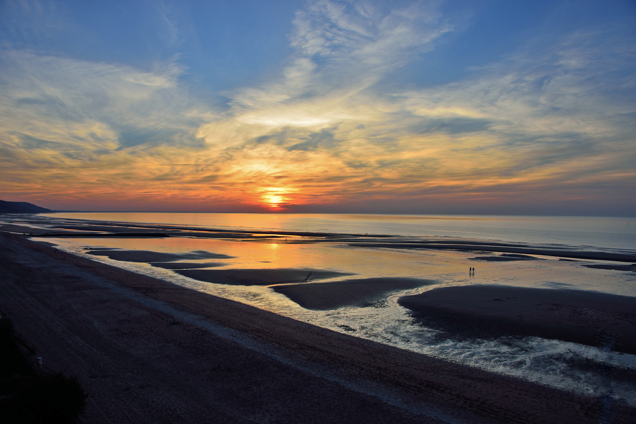 Nikon D800 + Nikon AF-S Nikkor 28-300mm F3.5-5.6G ED VR sample photo. Sunset in normandy photography