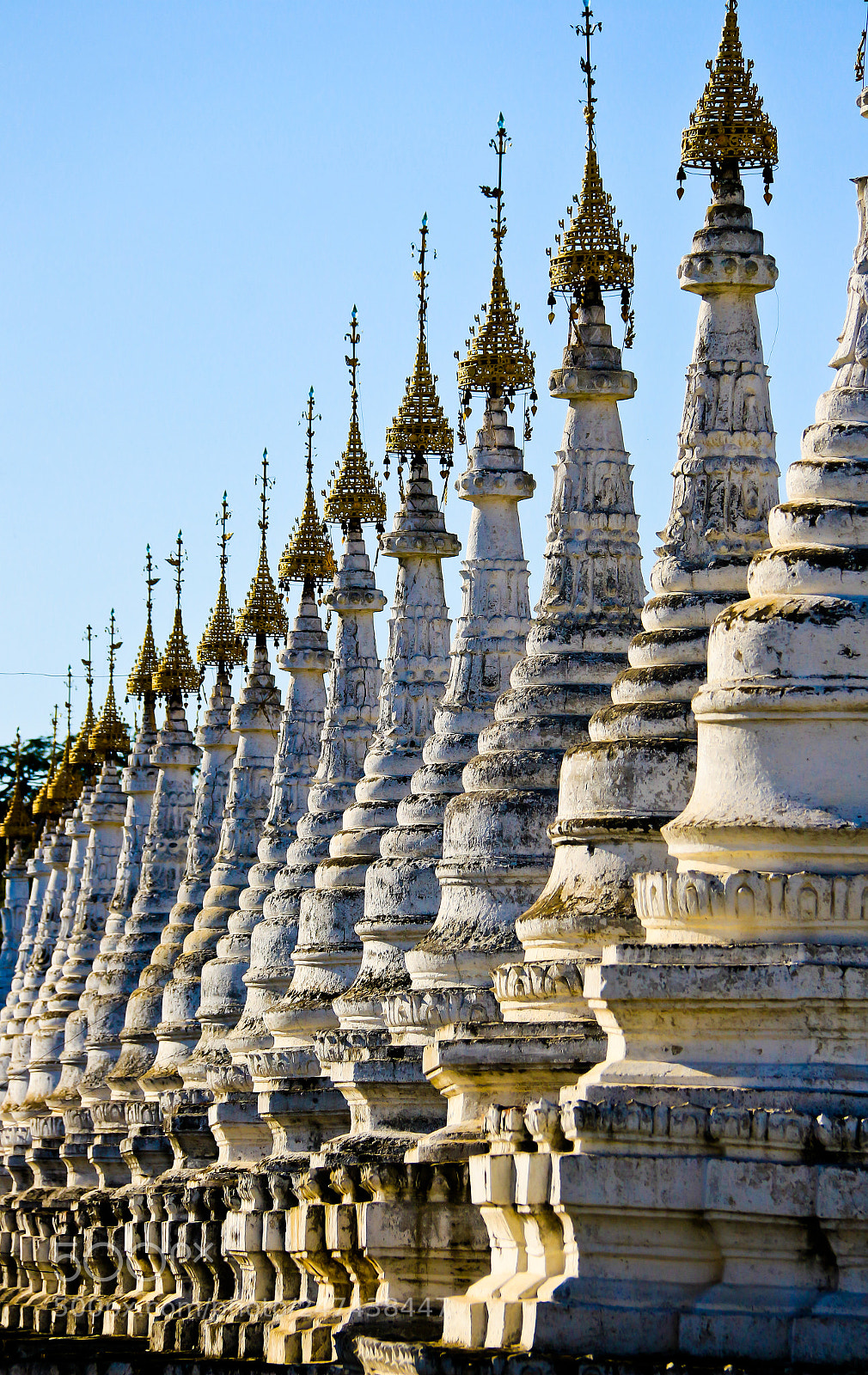 Canon EOS 700D (EOS Rebel T5i / EOS Kiss X7i) sample photo. Kuthodaw pagoda  photography