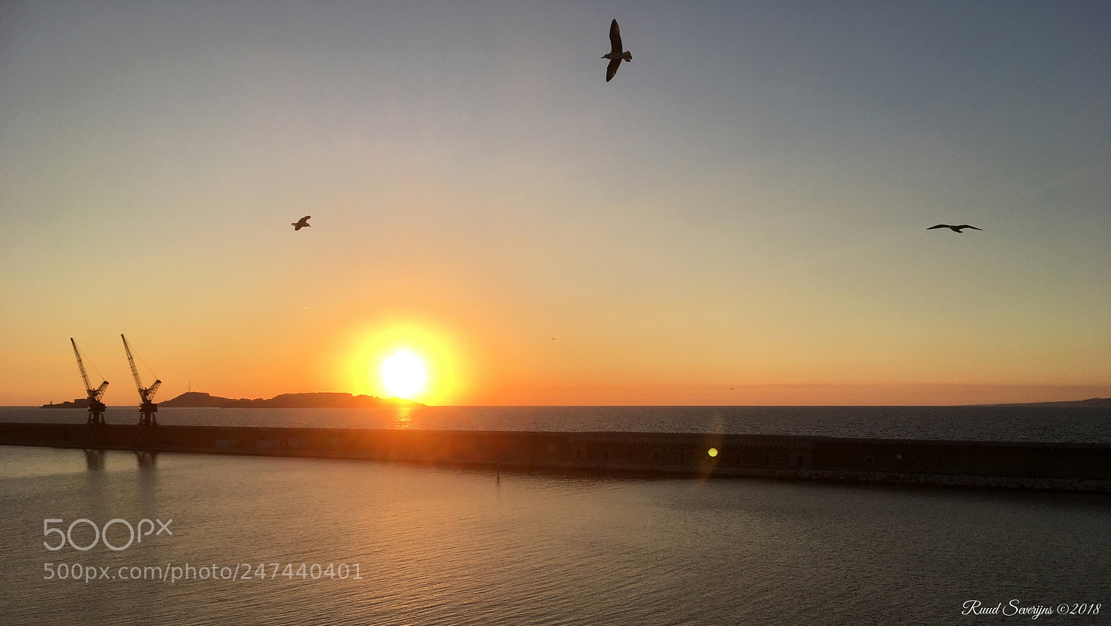 Apple iPhone SE sample photo. Port of marseille photography