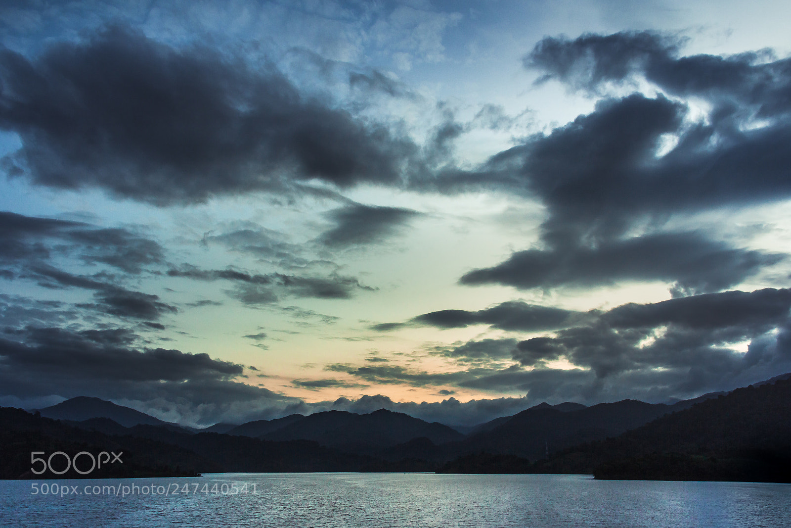 Canon EOS 60D sample photo. First light at kuala photography