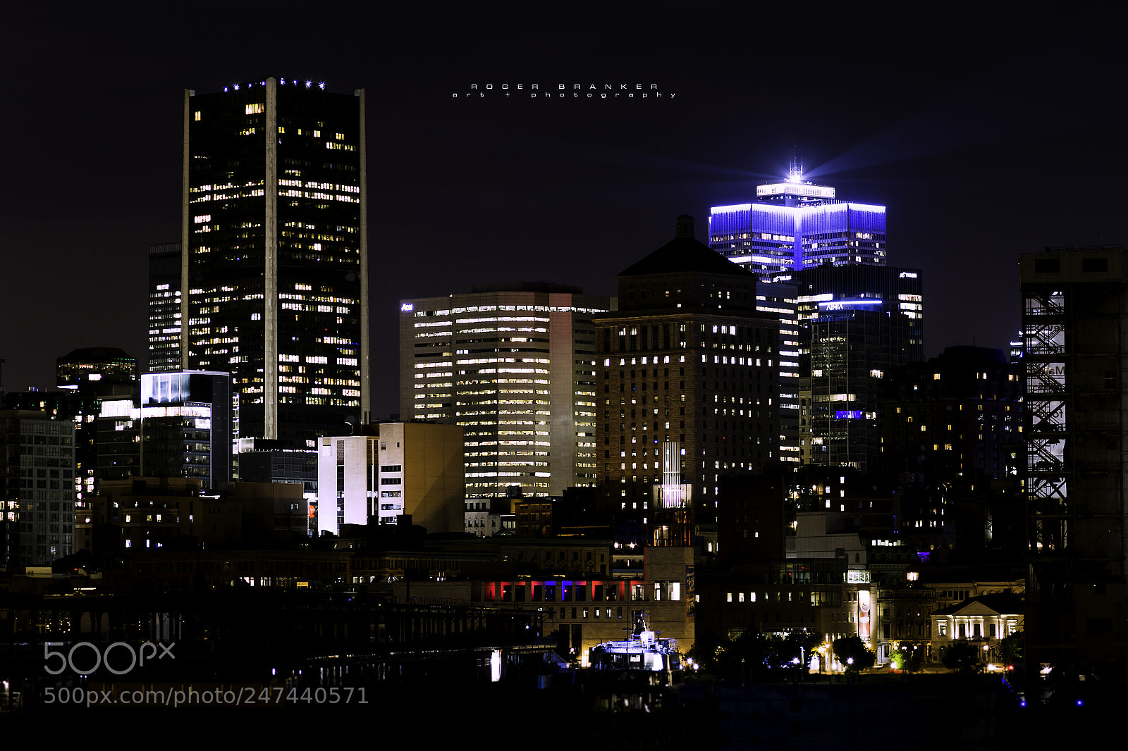 Canon EOS 7D sample photo. Montreal at night photography