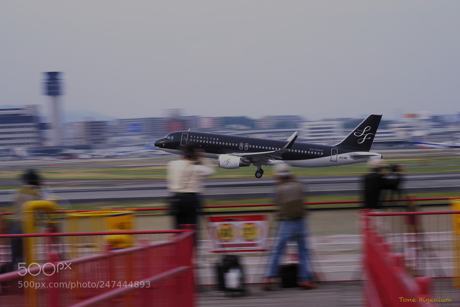 Pentax K-1 sample photo. Airport photographers photography