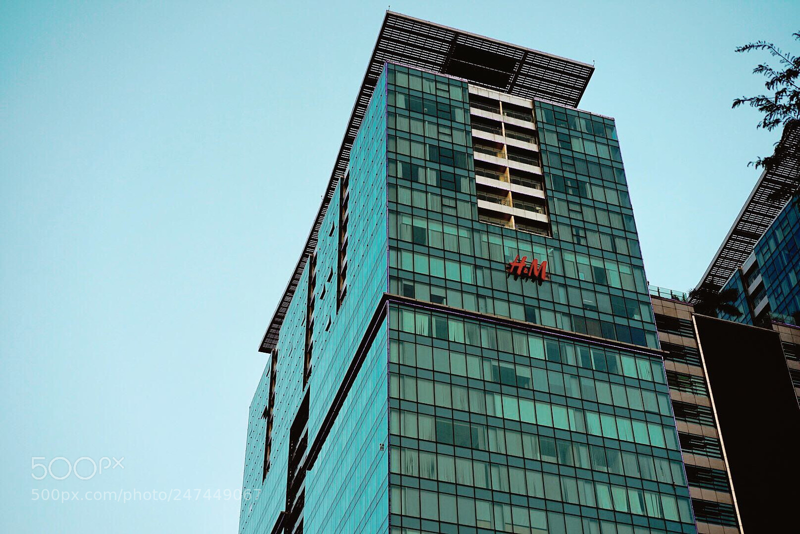 Sony a7 II sample photo. Saigon center photography